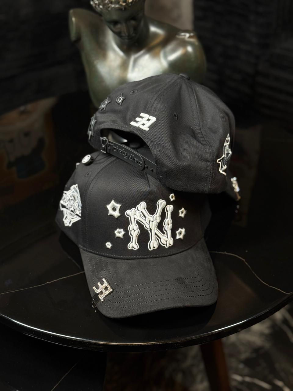 GORRA THIRTYONE NY BONES