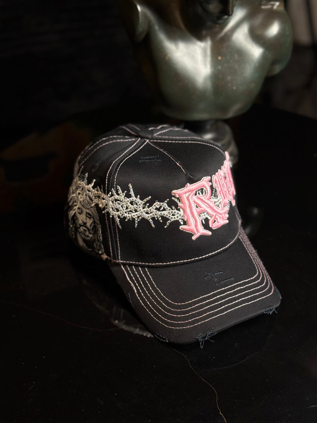 GORRA RUDE AWAKENINGS CROWN OF THORNS