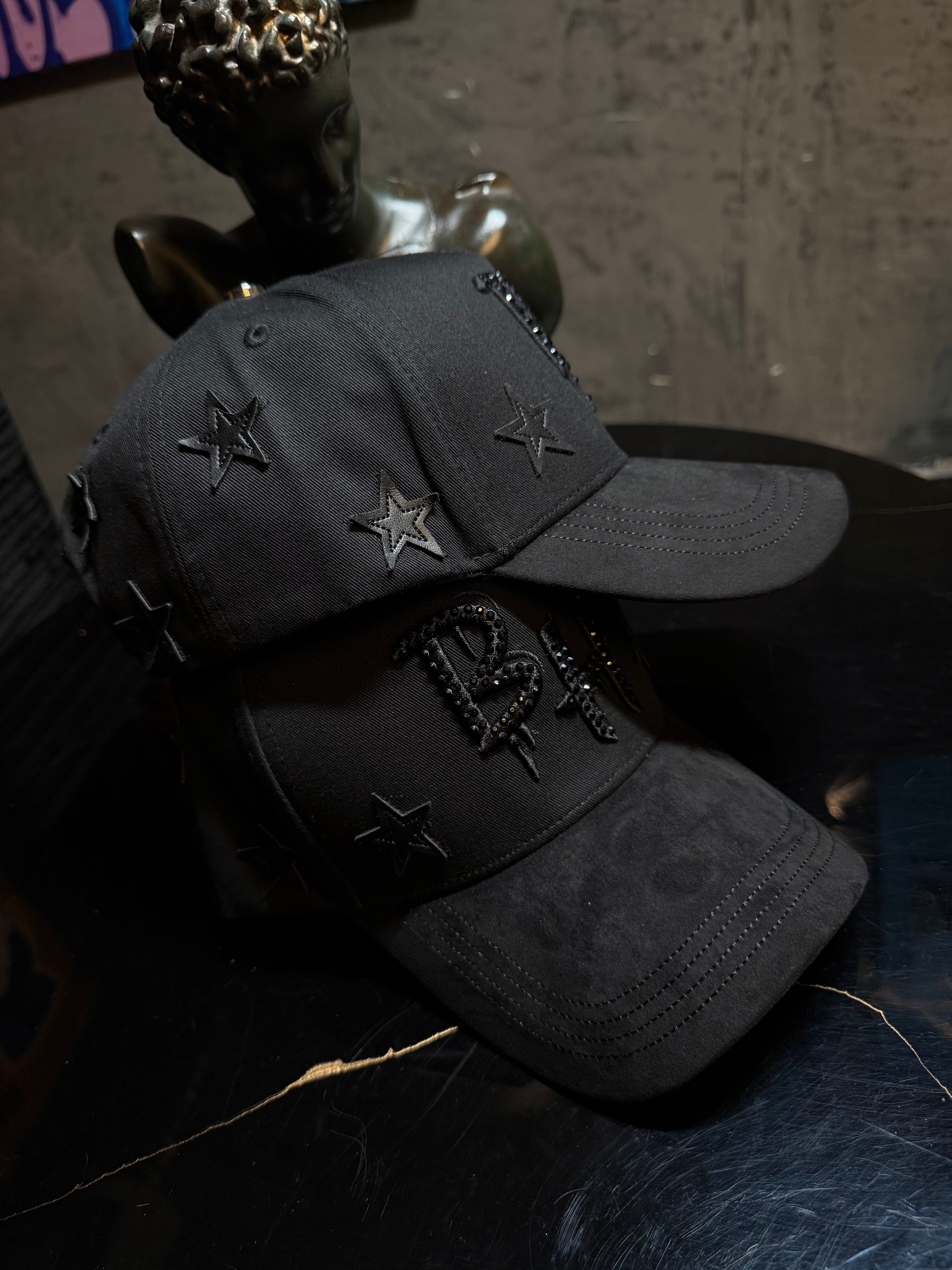 GORRA EL BARBAS HATS “BLACKOUT STARS”