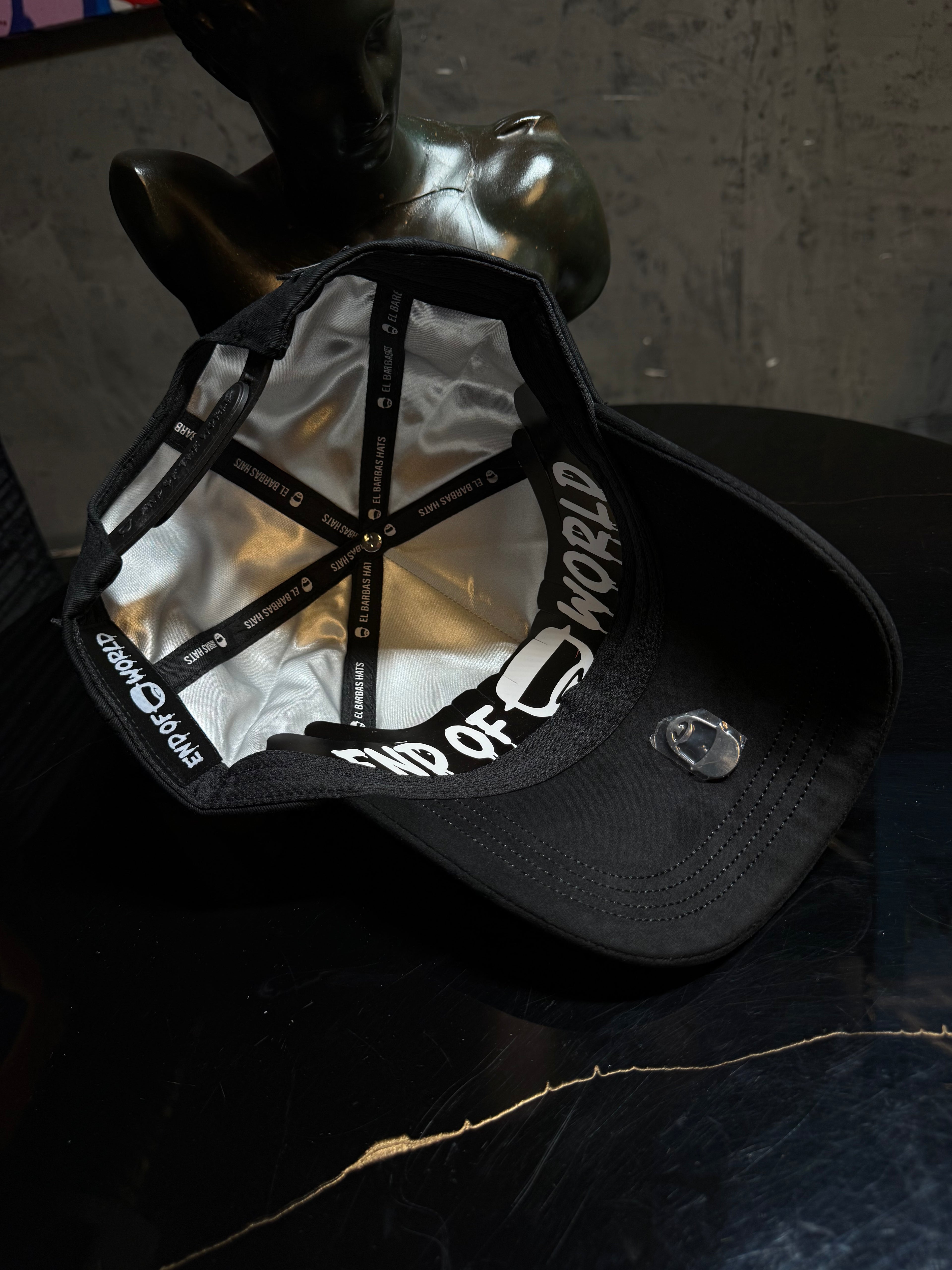 GORRA EL BARBAS HATS “BLACKOUT STARS”