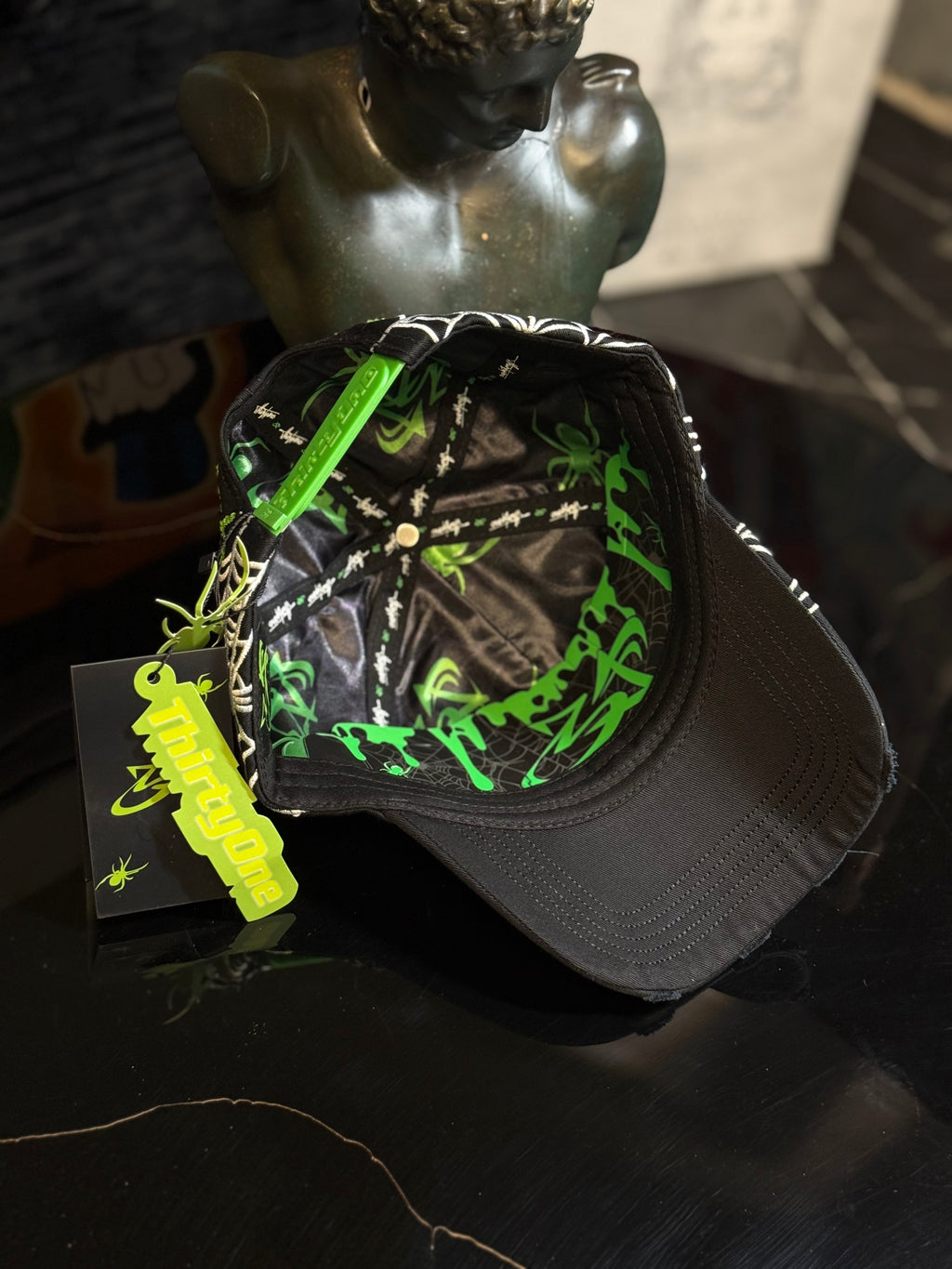 GORRA THIRTYONE ARACNOFOBIA