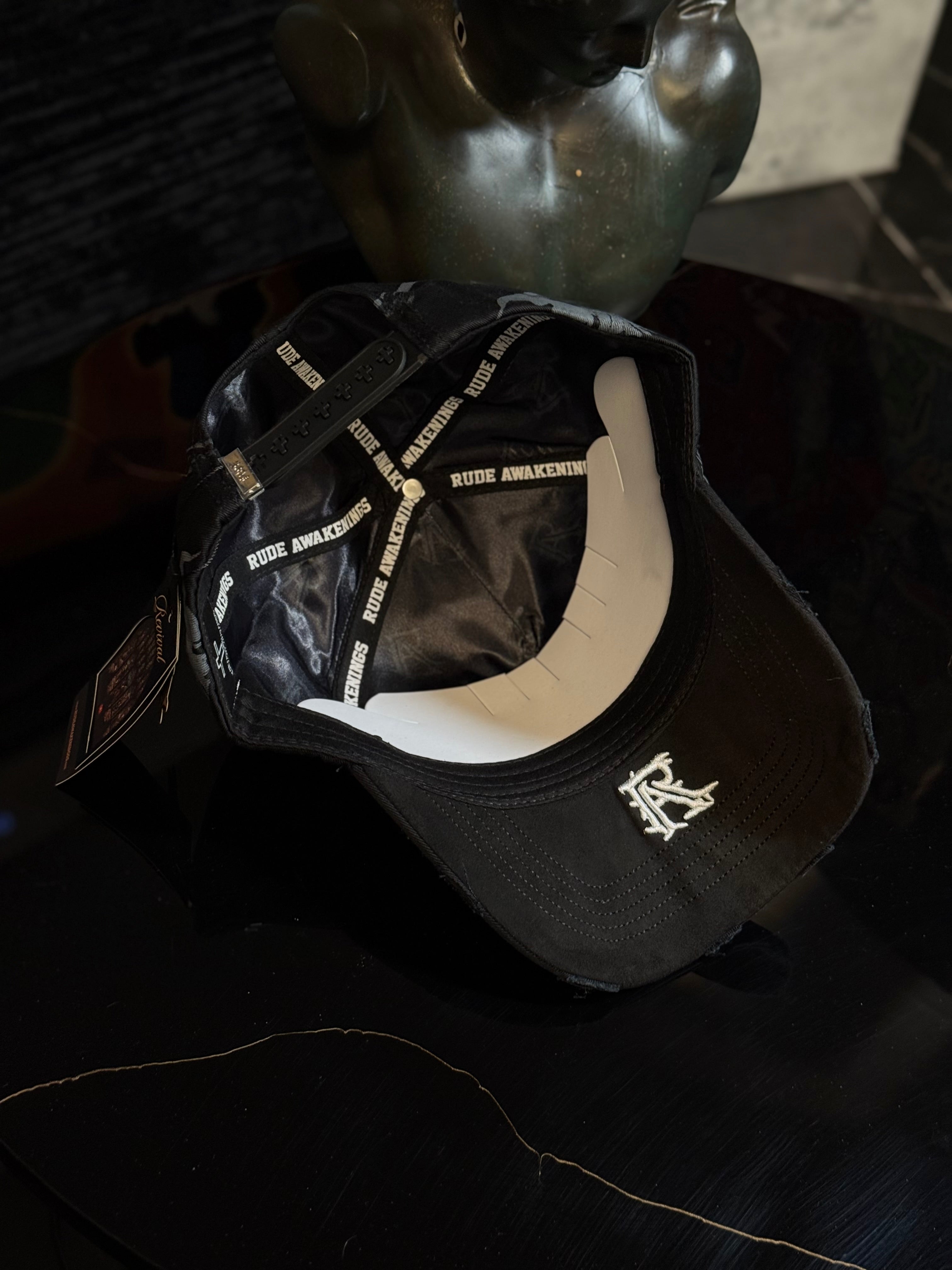 GORRA RUDE AWAKENINGS HOLY GHOST